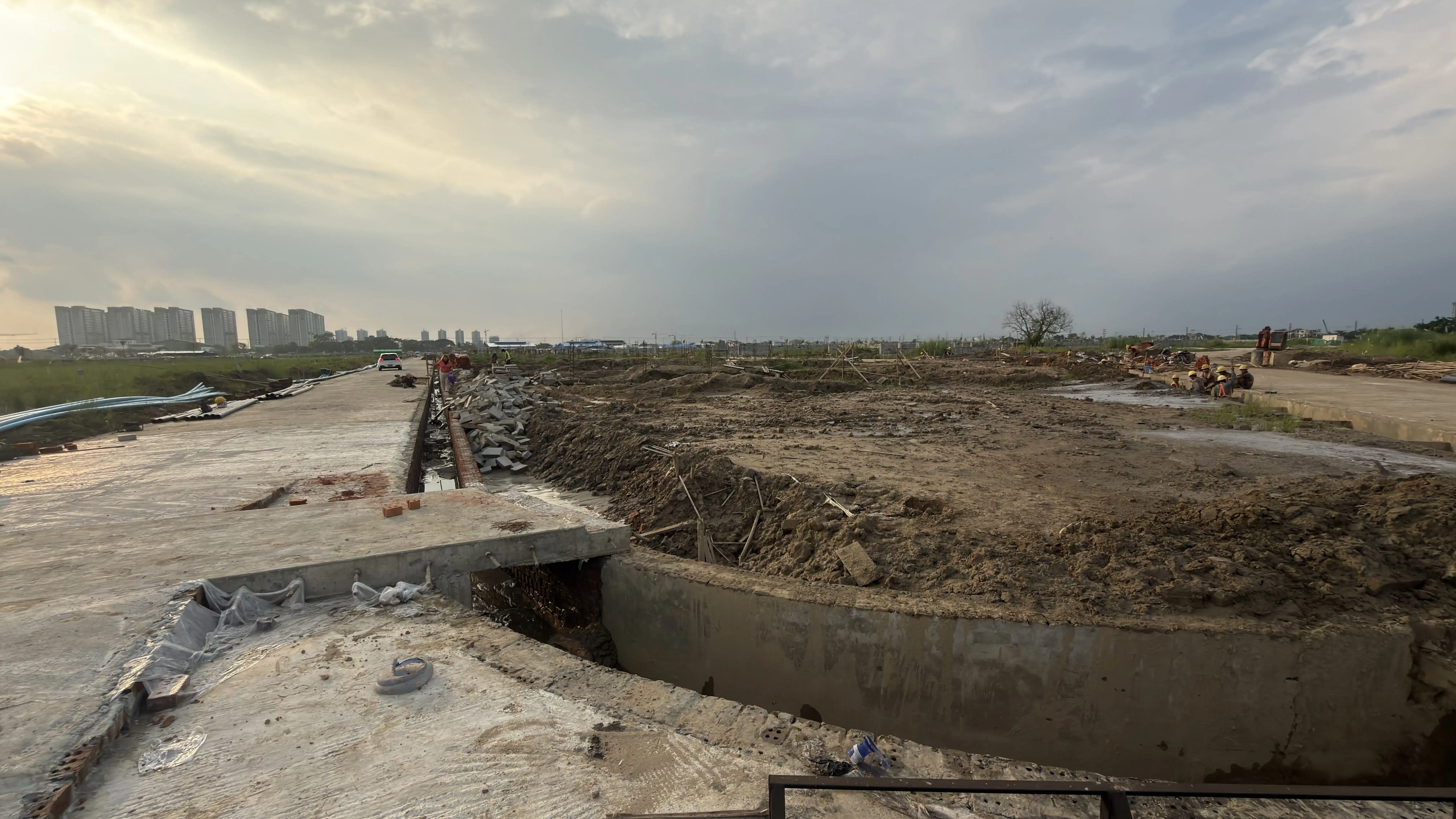 D10-18 (Shwe Li Yadanar Estate)